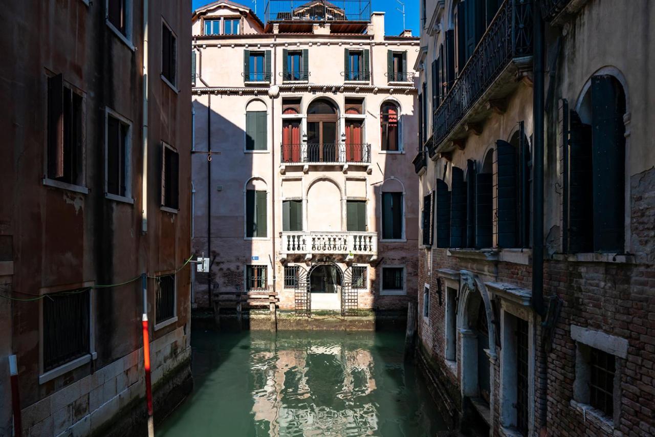 Corte Rubbi 7 Deluxe Apartment Venezia Eksteriør bilde